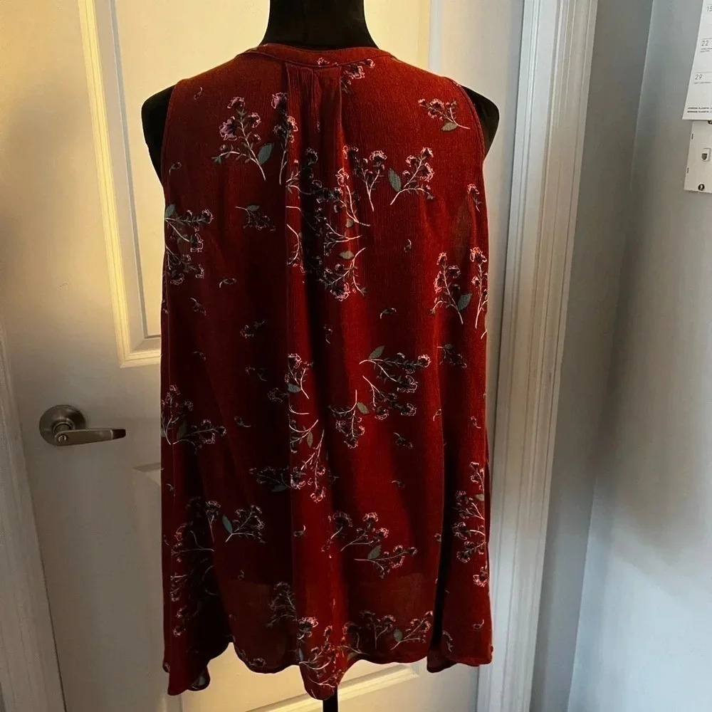 Free People asymmetrical tank - Picture 3 of 8
